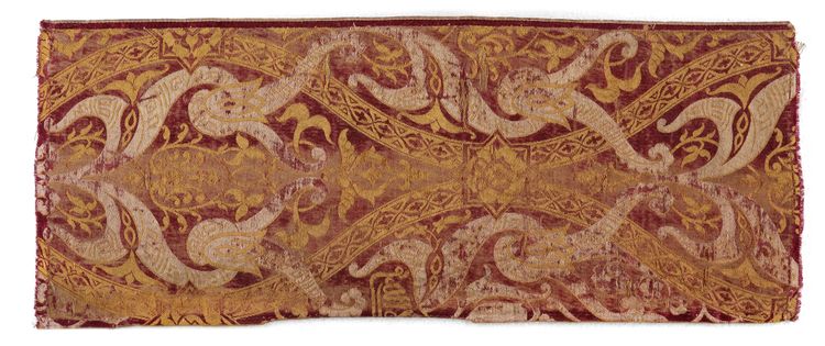 A NASRID WOVEN SILK PANEL, SPAIN, 15TH CENTURY