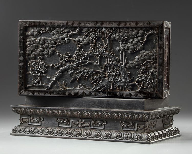 A CHINESE GILT LACQUER-DECORATED RECTANGULAR BOX AND STAND