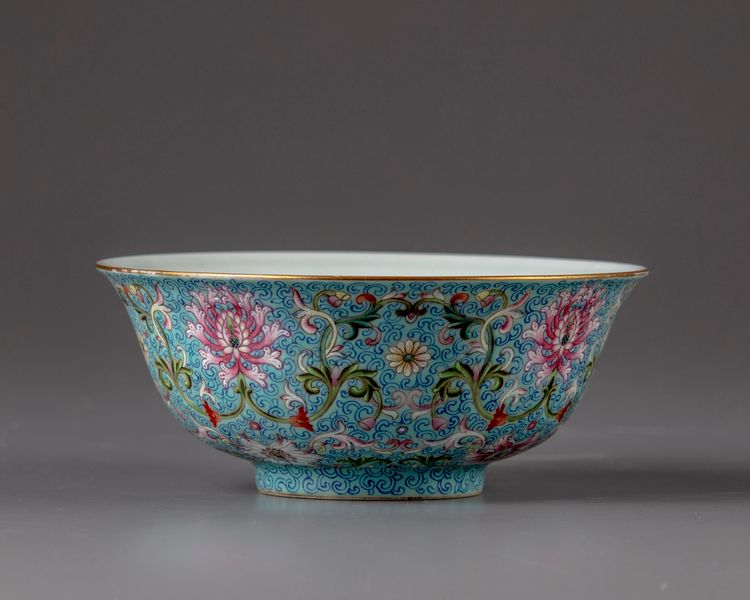 A Chinese famille rose bowl