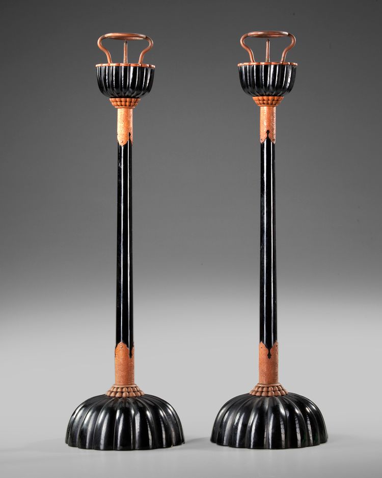 A JAPANESE PAIR OF BLACK LACQUERED CANDLESTICKS, MEIJI PERIOD (1868-1912)