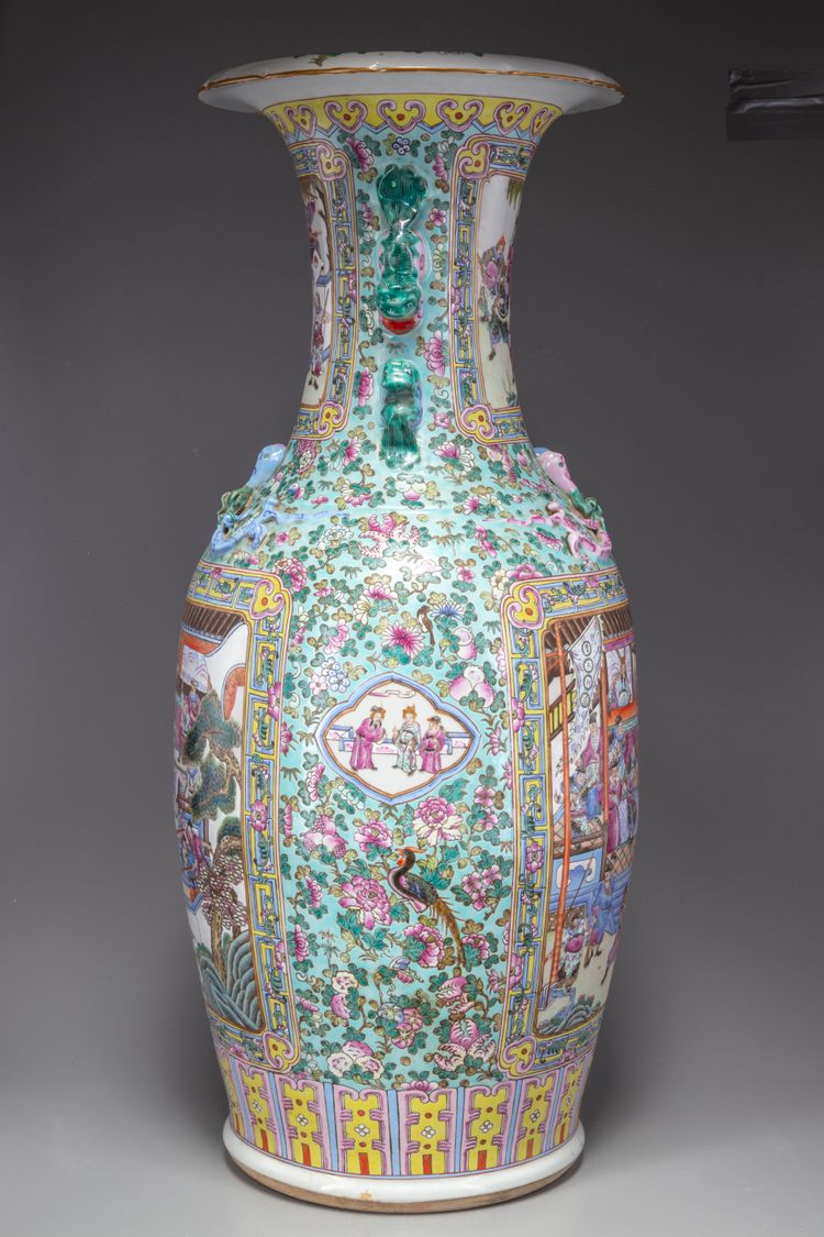 A large Chinese famille rose vase