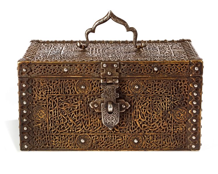 A SAFAVID BRASS JEWELRY BOX, PERSIA, DATED 952 AH/1545 AD