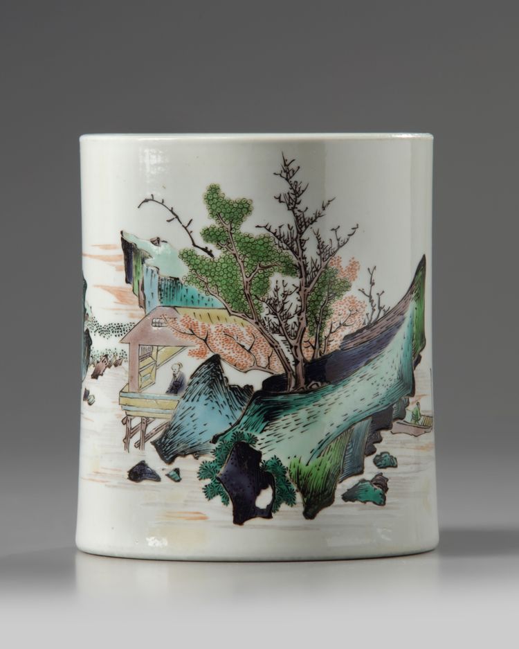A CHINESE FAMILLE VERTE VERTE BRUSH POT, BITONG, KANGXI PERIOD (1662-1722)