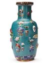 A CHINESE CLOISONNE ENAMEL VASE, 19TH-20TH CENTURY