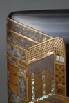 A JAPANESE ‘RINPA SCHOOL’-STYLE SUZURI’BAKO 硯箱 (WRITING BOX) WITH CARRIAGE DESIGN, 19TH CENTURY