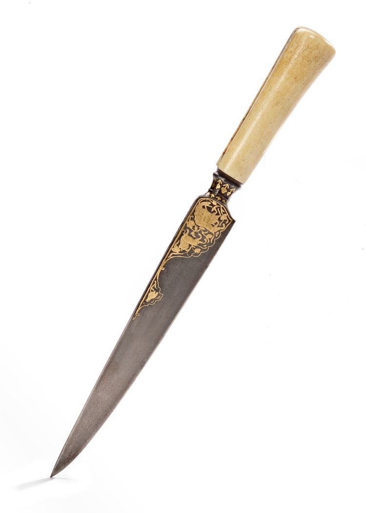 A SAFAVID GILT DECORATED DAGGER, PERSIA, 17TH CENTURY
