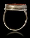 AN AGATE SILVER RING