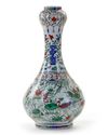 A CHINESE WUCAI GARLIC VASE