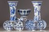 A lot of twelve blue and white items
