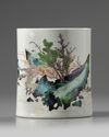 A CHINESE FAMILLE VERTE VERTE BRUSH POT, BITONG, KANGXI PERIOD (1662-1722)