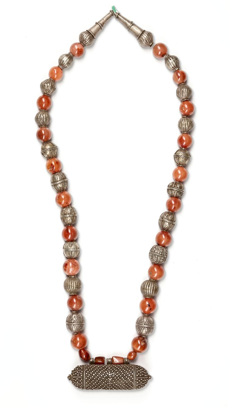 SILVER NECKLACE – YEMEN, 19TH CENTURY