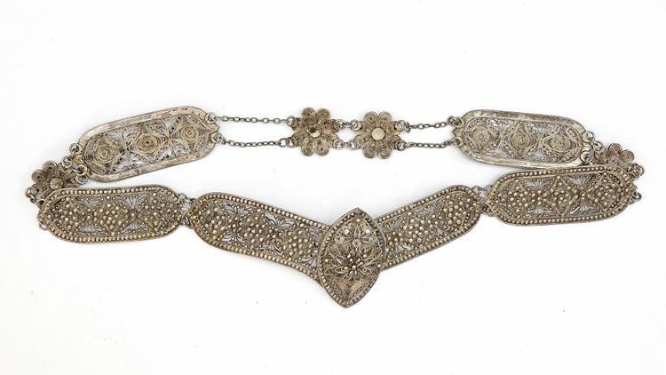 AN OTTOMAN SILVER BELT, 19TH CENTURY