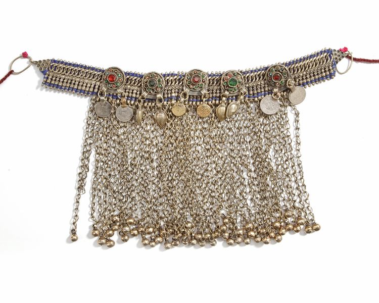 AN AFGHAN SILVER NECKLACE, 19TH CENTURY
