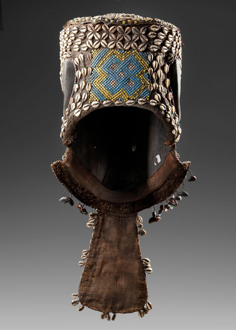 A KUBA MASK ( BWOOM )