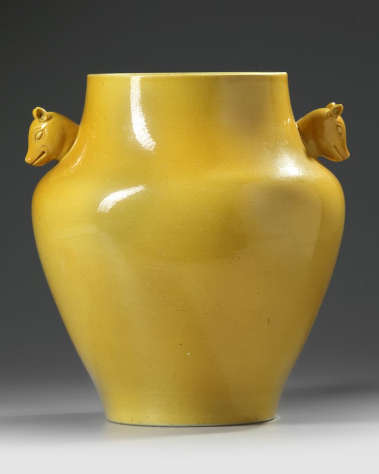 A CHINESE MUSTARD YELLOW GLAZED VASE WITH DEAR HANDLES