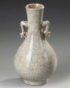 A CHINESE CRACKLE-GLAZED VASE  19TH-20TH CENTURY