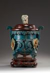 A LARGE CHINESE FAHUA DRAGON TRIPOD CENSER, 16TH CENTURY