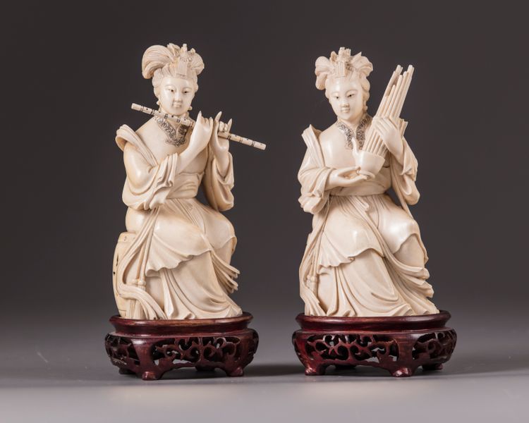 Two ivory carvings of a lady