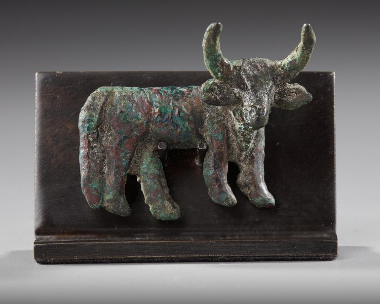 A PROTO-ELAMITE BRONZE BULL, 3200-2800 B.C.