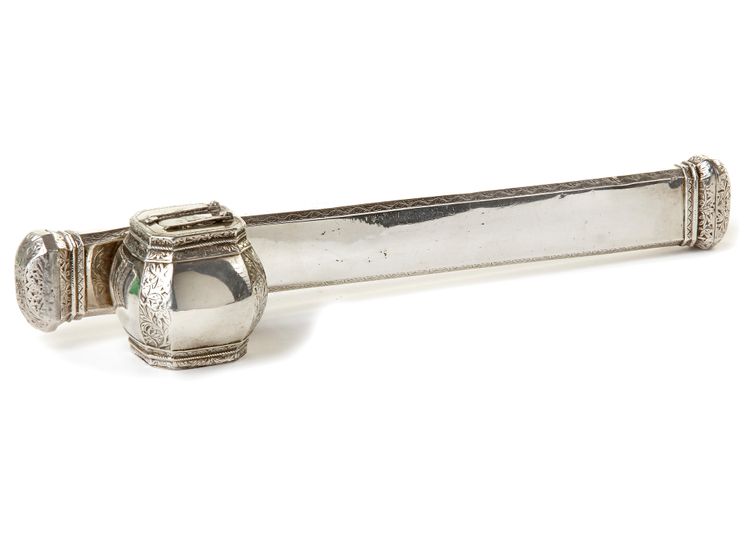 AN OTTOMAN SILVER PEN-BOX (DIVIT) WITH TUGHRA OF SULTAN MEHMED V RASAD,  EALRLY 20TH CENTURY