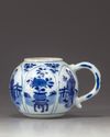 A Chinese blue and white sugar pot