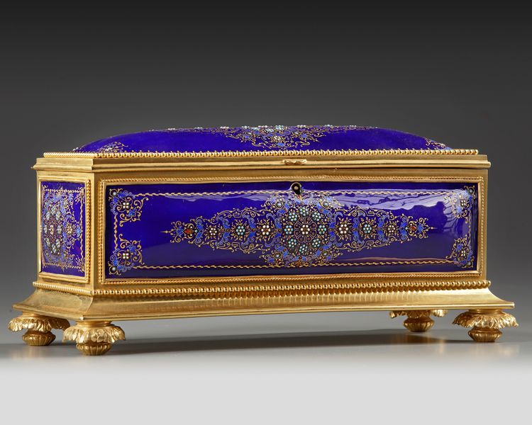 AN ENAMEL BOX, FRANCE, 19TH CENTURY