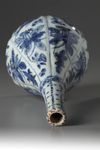 A Blue and White Kraak Ware Vase