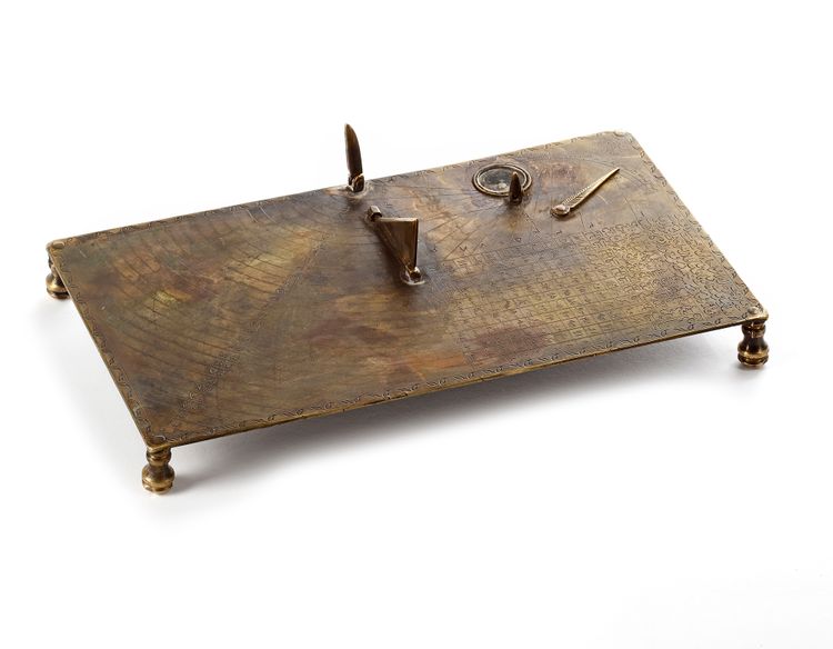 A COMBINED SUNDIAL AND QIBLA INDICATOR, SAFAVID, PERSIA, 17TH CENTURY