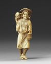 A JAPANESE IVORY NETSUKE, 19TH CENTURY