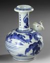 A JAPANESE BLUE AND WHITE ARITA KENDI, 17TH CENTURY