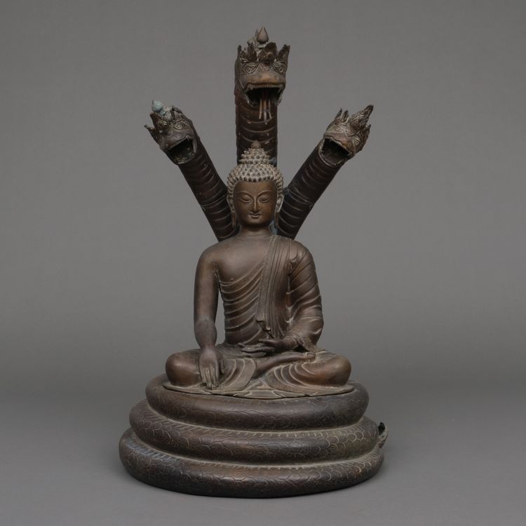 A VERY LARGE NEPALESE BRONZE SERPENT KING MUCHILINDA, FIRST HALF 20TH CENTURY