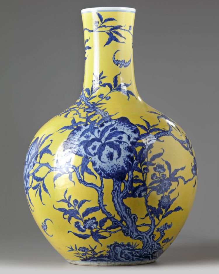 A Chinese yellow-ground blue and white 'nine peach' vase, tianqiuping