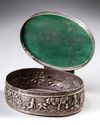 A JADEITE LIDDED SILVER BOX, INDIA, 19TH CENTURY