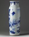 A CHINESE TRANSITIONAL-STYLE BLUE AND WHITE SLEEVE VASE, 19TH CENTURY