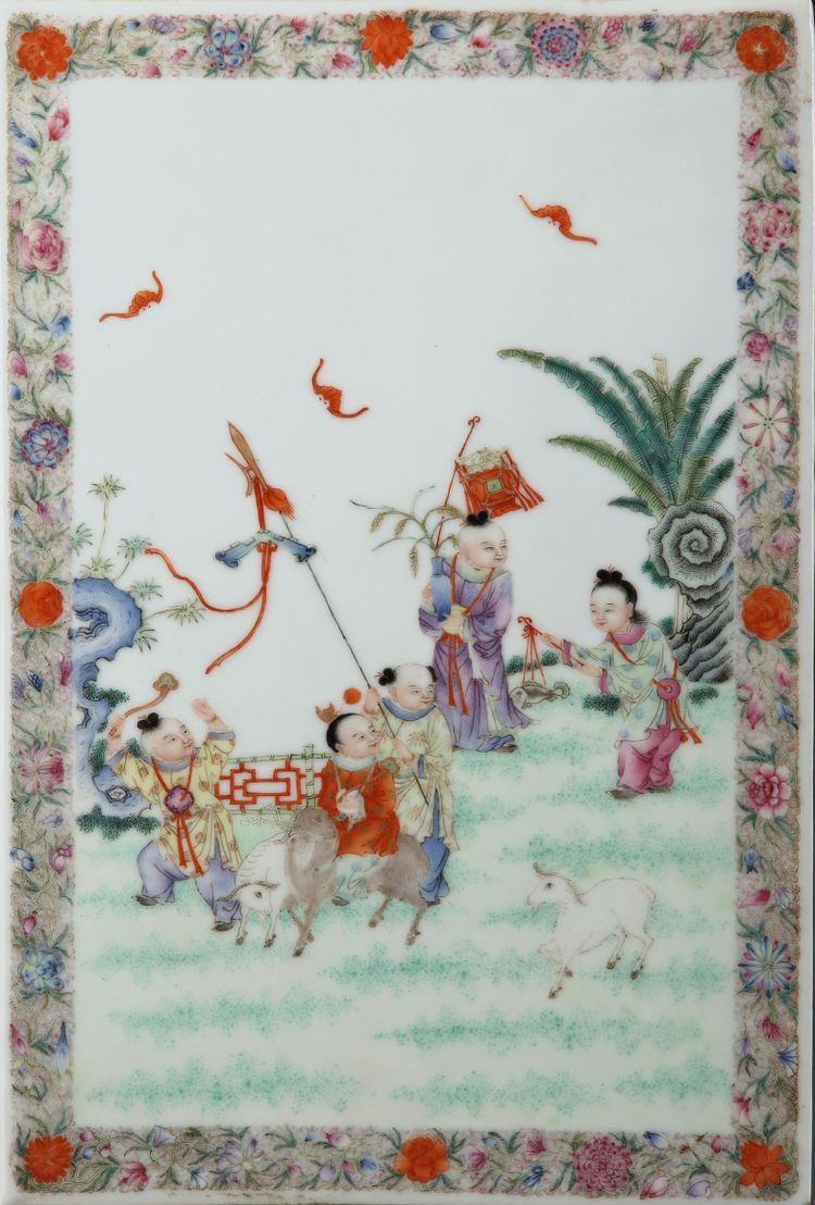 A CHINESE FAMILLE ROSE PLAQUE 