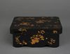 A JAPANESE LACQUER BOX, THAISHO PERIOD (1912-1926)