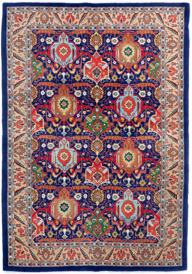 A PERSIAN PETAG TABRIZ RUG, 1920-1930