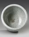 A CHINESE CRACKLE GLAZED BOWL, QING DYNASTY (1644-1911)
