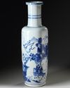 A LARGE CHINESE BLUE AND WHITE ROULEAU VASE, 19TH-20TH CENTURY