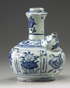 A Chinese blue and white 'Kraak porcelain' kendi