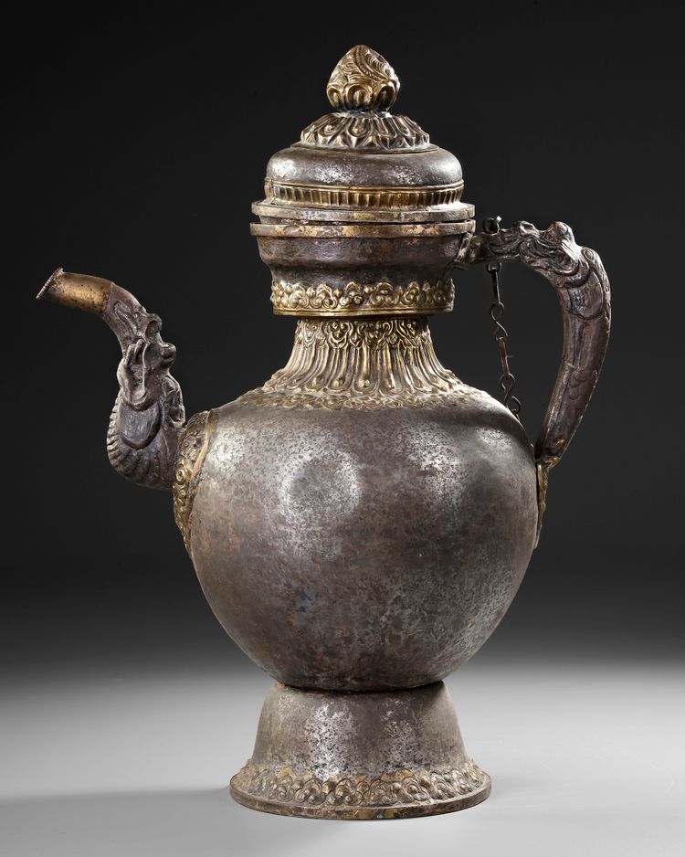 A LARGE TIBETAN METAL VESSEL WITH COVER, 19TH CENTURY