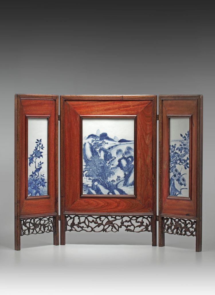 A Small Screen with Blue and White Porcelain Tiles