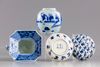 Four Chinese blue and white objects