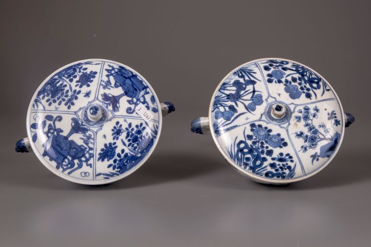A matched pair of Chinese blue and white tureens with covers