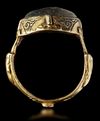 A CRYSTAL SEAL GOLD RING