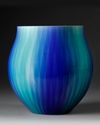 TOKUDA YASOKICHI III, KUTANI GLAZED VASE, JAPAN, LATE 20TH CENTURY