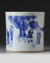 A CHINESE BLUE AND WHITE BRUSH POT