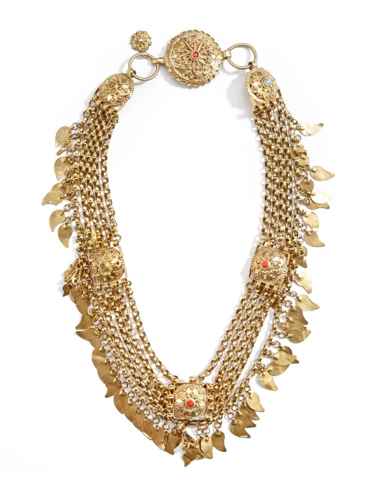 A SILVER NECKLACE, EGYPT, EARLY 20TH CENTURY