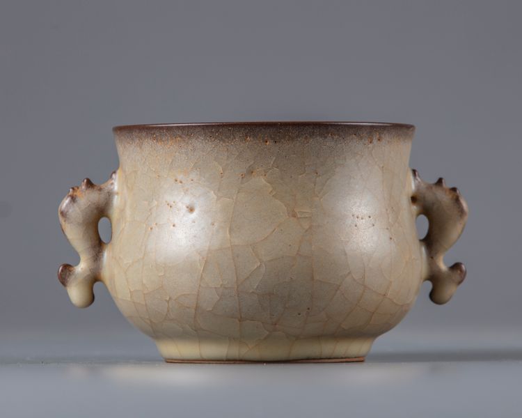 A crackle-glazed censer