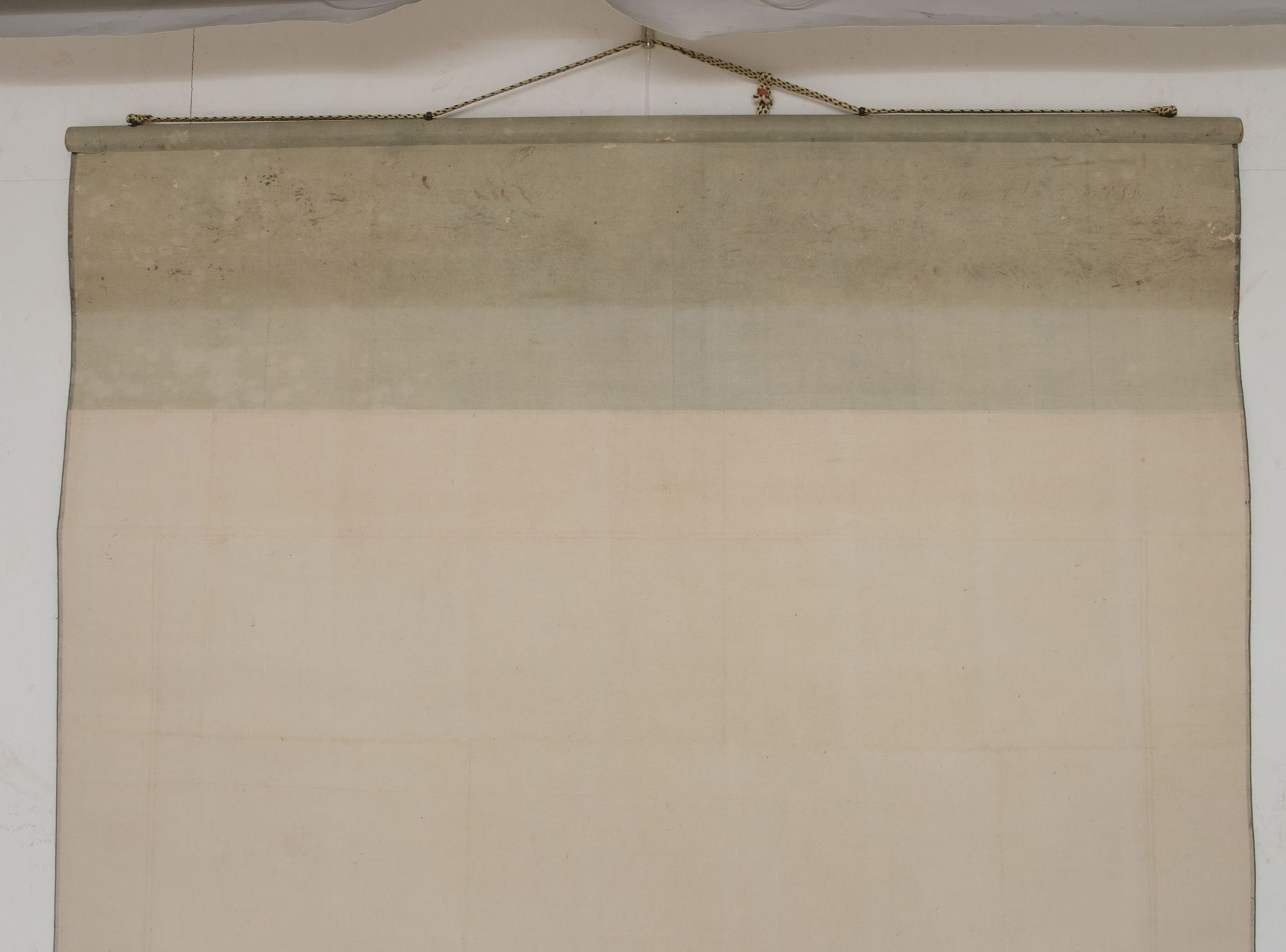 KAKEJIKU 掛け軸 (HANGING SCROLL) OF COMMANDER MINAMOTO NO